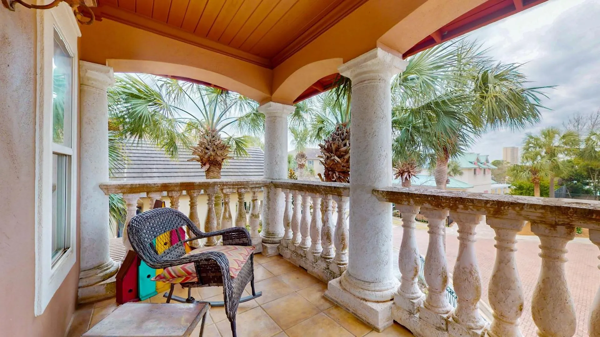 فيلا Caribbean Living دستين 0*,